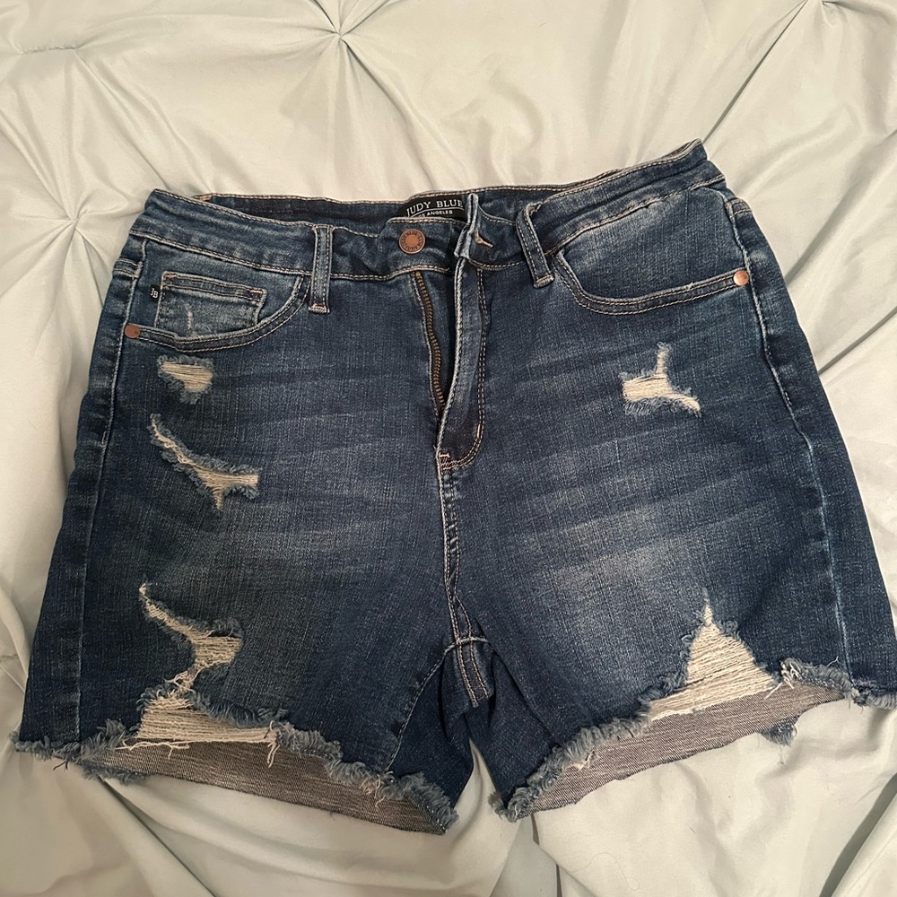 Judy blue shorts size large
